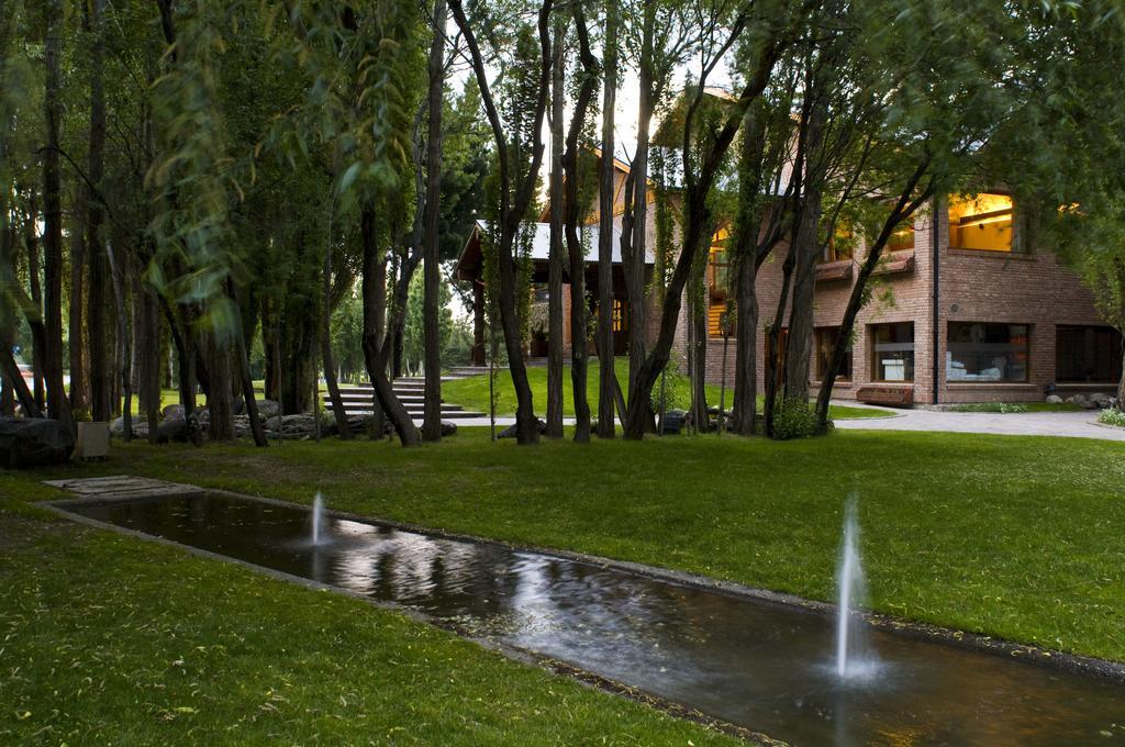 Hotel Posada Los Alamos El Calafate Ngoại thất bức ảnh