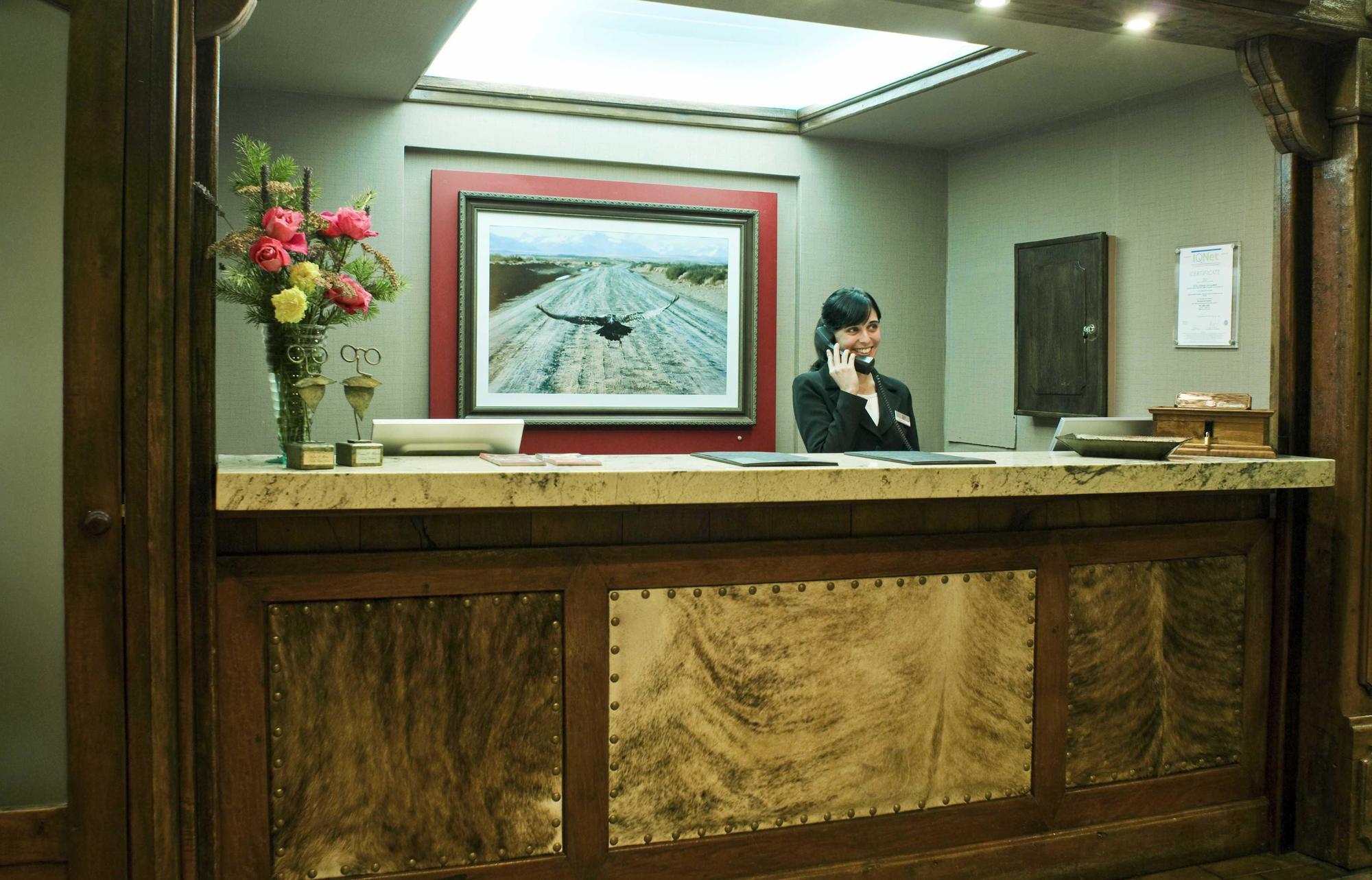 Hotel Posada Los Alamos El Calafate Ngoại thất bức ảnh