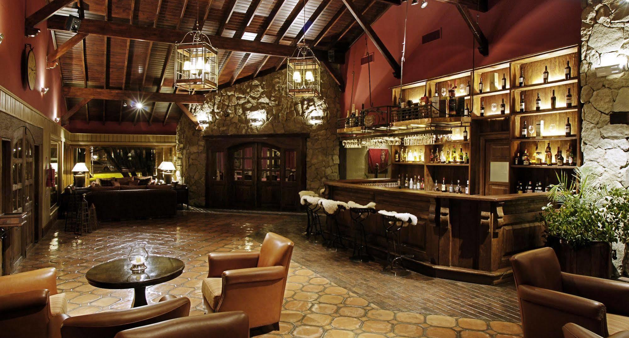 Hotel Posada Los Alamos El Calafate Ngoại thất bức ảnh