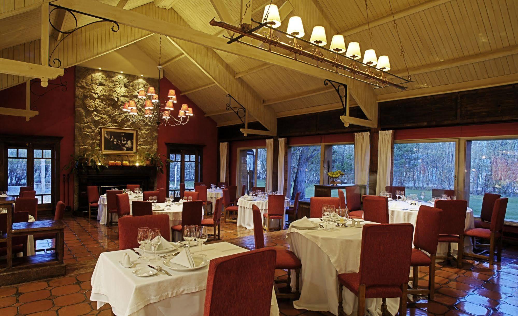 Hotel Posada Los Alamos El Calafate Ngoại thất bức ảnh